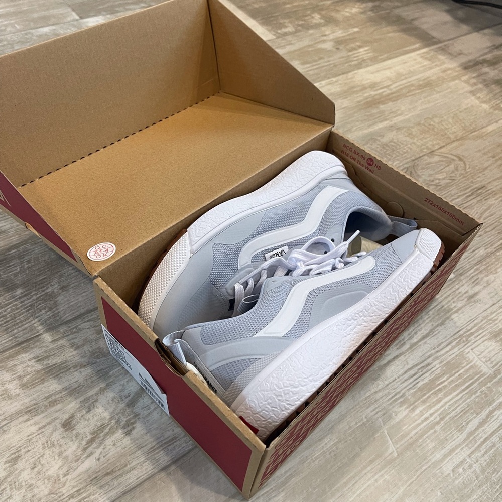 Ultrarange Vans